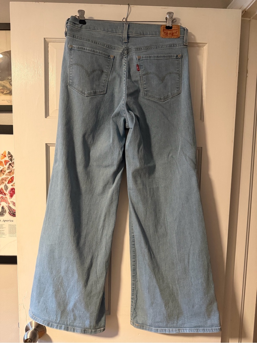 Levi's Light Blue High-Rise Wide-Leg Jeans - Picture 9 of 9
